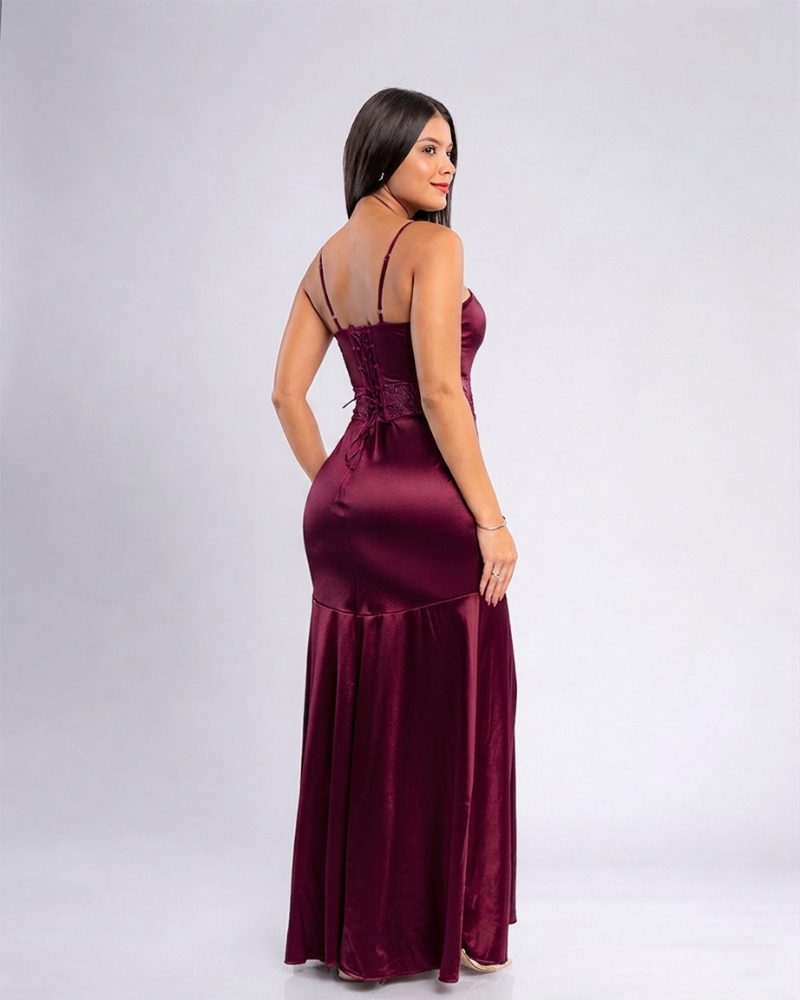 Vestido Astrid – Colección Antonella – Guinda